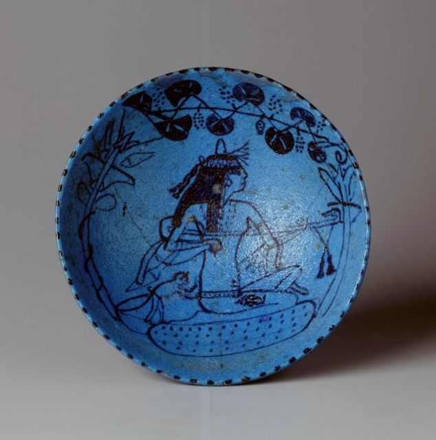 Faience drinking cup - Rijksmuseum van Oudheden - [AD 14](https://hdl.handle.net/21.12126/22564)
