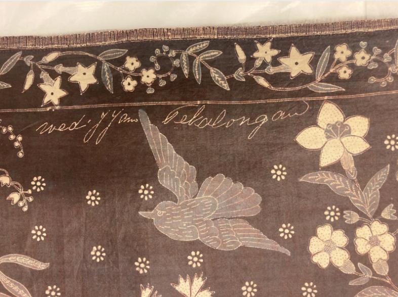 Fig. 1: Sarong, hip cloth signed by ‘Wed. Jans Pekalongan’, inventory number TM-1256-8, collection [NMvW](https://hdl.handle.net/20.500.11840/49299). Detail photo by Sabine Bolk