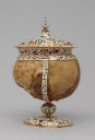 _Fig. 5_: Jan Vermeyen (goldsmith), _Lidded Bezoar Goblet_, Prague, ca. 1600. Bezoar, gold, enamel. H. 14,5 cm. Vienna, Kunsthistorisches Museum. Inv. No. Kunstkammer, 3259. The top of the bezoar has been removed and the stone hollowed out to create a cup.