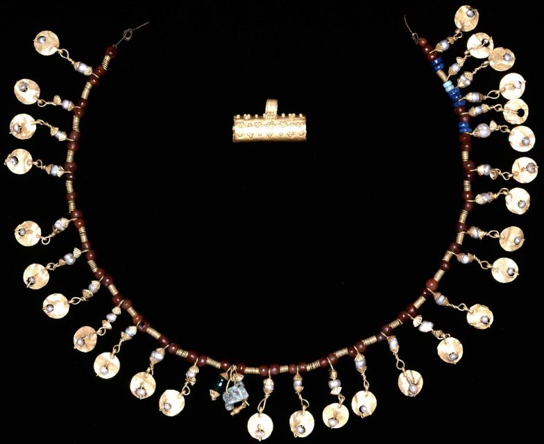 Fig 29: Necklace from the Roman Imperial time decorated with beads and pendant discs – The Trustees of the British Museum – [1917,0601.2709](https://www.britishmuseum.org/collection/object/G_1917-0601-2709)