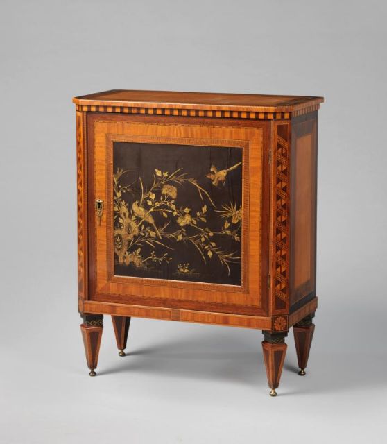 Fig. 6: Anonymous, cabinet with door with lacquer panel, gold lacquer on black ground, with birds, flowers and plants, Northern Netherlands, 1780, wood (plant material)oak (wood)satinwood (wood)purpleheart (wood)maple (wood)lacquer (coating), 81.5× 66 × 32.5cm (h,w,d) 16.8 kg, Rijksmuseum, Amsterdam, inv.nr. BK-1961-19, De Bruijn-van der Leeuw Bequest, Muri, Switzerland, http://hdl.handle.net/10934/RM0001.COLLECT.293536