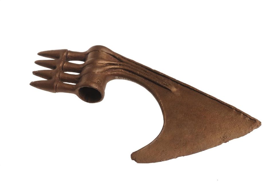 Axe, 1200-900 BC. Iran, Luristan – Rijksmuseum van Oudheden, Leiden -  [B 1932/8.15](https://www.rmo.nl/collectie/collectiezoeker/collectiestuk/?object=32578)