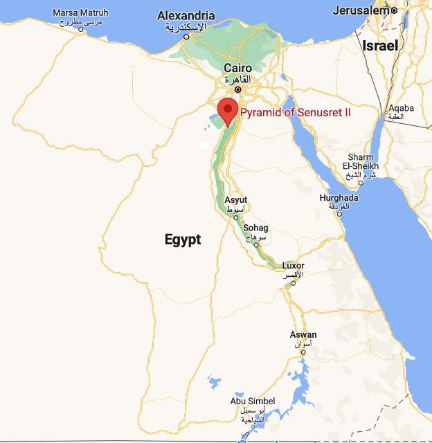 Fig. 5 - The location of the pyramid of Senwosret II (here: Senusret II) and the tomb of Sithathoryunet - [Google Maps](https://www.google.nl/maps/place/Pyramid+of+Senusret+II/@27.1644883,30.8366116,6z/data=!4m5!3m4!1s0x1459813b56fc6023:0xa64773b031dcf45f!8m2!3d29.2363126!4d30.9706362?hl=en)