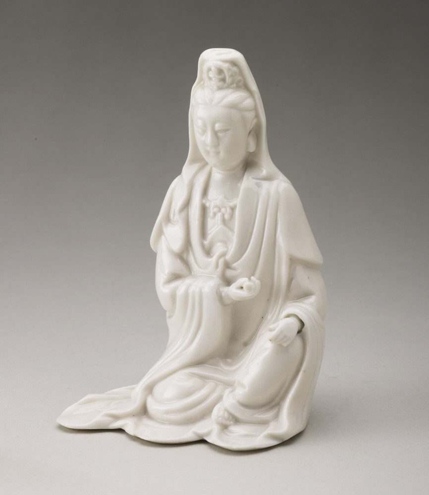 Seated Guanyin holding a scroll late 17th-early 18th century Royal Collection Trust - RCIN 58850.jpg