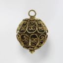 _Fig. 5: Pomander_, The Netherlands (?), Europe, 17th c. Gold, ambergris. H. 4,1 cm. London, Victorian & Albert Museum, Inv. No. 849-1892. A somewhat crude pomander, showing the overlap in construction methods between pomanders and bezoar holders.